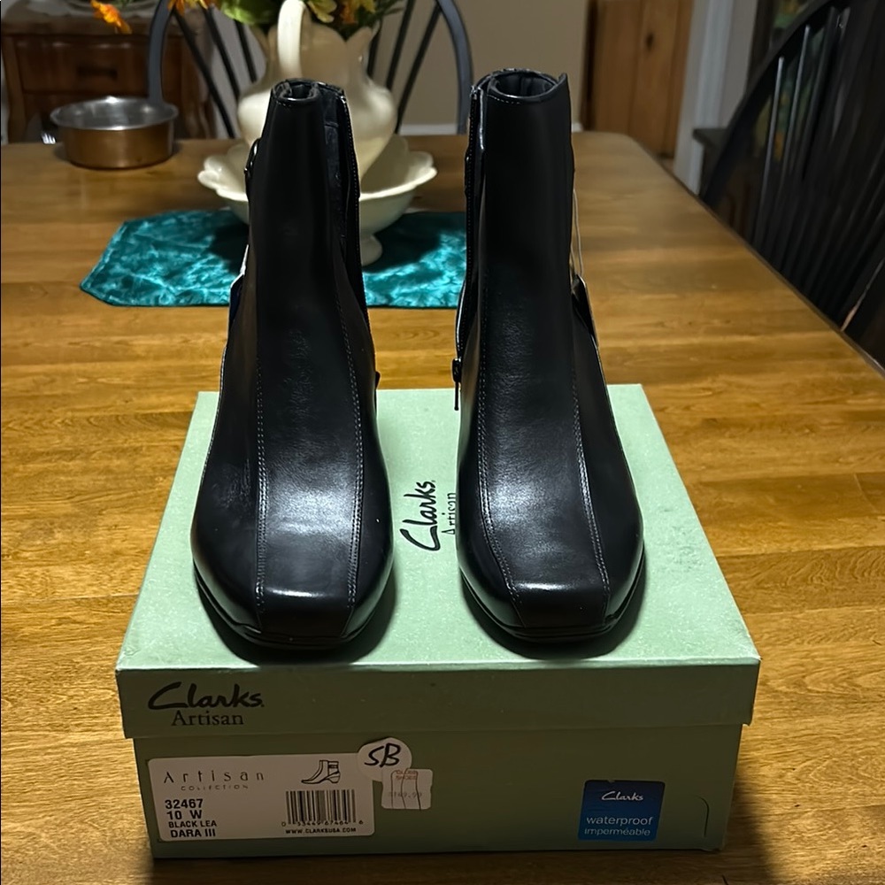 Clarks Artisan Black Women's Boots